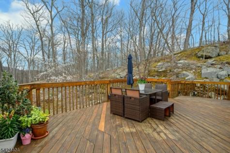 4 Andover Mohawk Road Byram NJ 07821