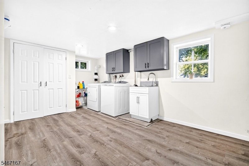 50 Oakwood Avenue Bloomfield NJ 07003