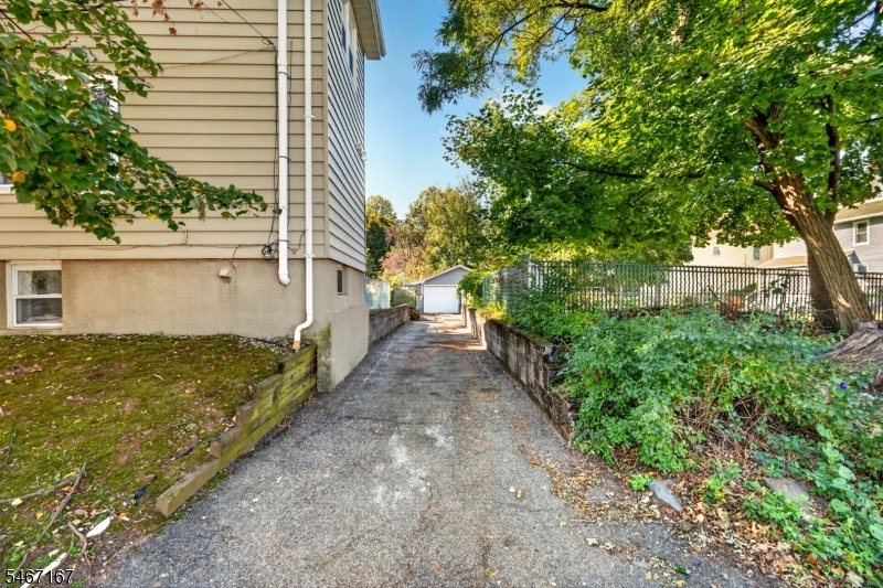 50 Oakwood Avenue Bloomfield NJ 07003
