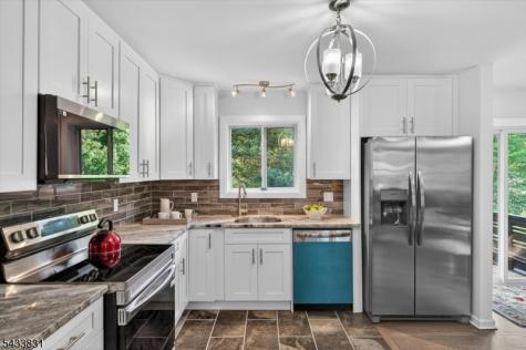 62 Barry Drive Vernon NJ 07422