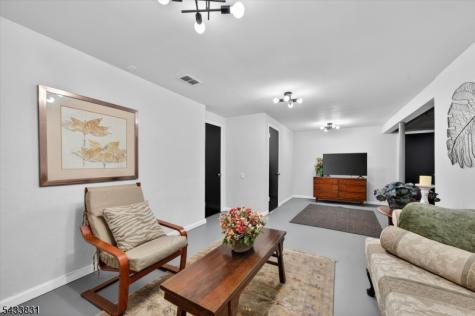 62 Barry Drive Vernon NJ 07422