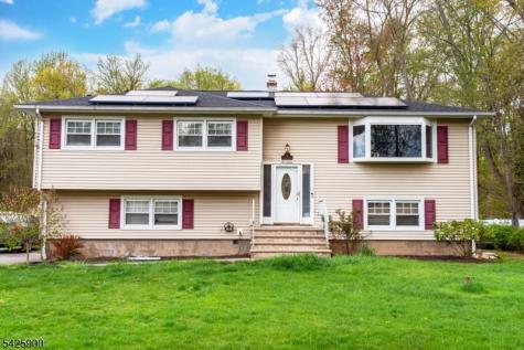 17 Cole Road Fairfield NJ 07004