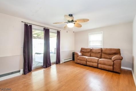 17 Cole Road Fairfield NJ 07004