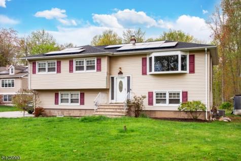 17 Cole Road Fairfield NJ 07004