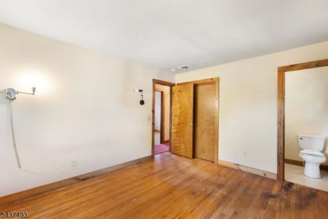 604 E Vail Road Roxbury NJ 07850