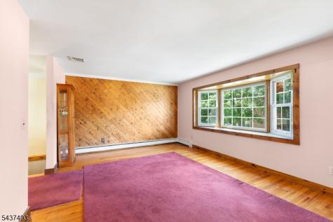 604 E Vail Road Roxbury NJ 07850