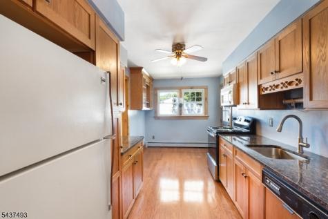 604 E Vail Road Roxbury NJ 07850