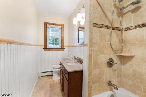 604 E Vail Road Roxbury NJ 07850