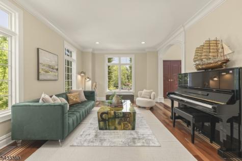 9 Lafayette Drive Livingston NJ 07039