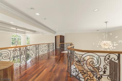 9 Lafayette Drive Livingston NJ 07039