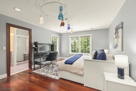 9 Lafayette Drive Livingston NJ 07039
