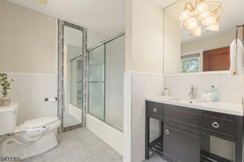 9 Lafayette Drive Livingston NJ 07039