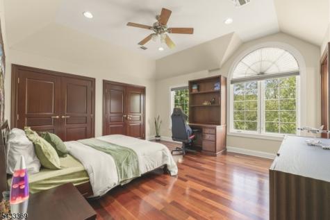9 Lafayette Drive Livingston NJ 07039