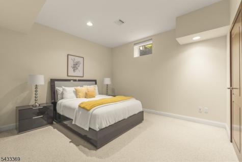 9 Lafayette Drive Livingston NJ 07039