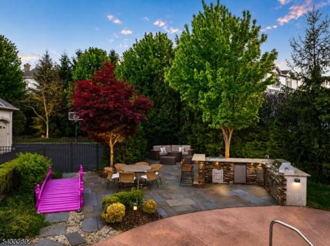 9 Lafayette Drive Livingston NJ 07039