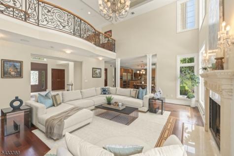 9 Lafayette Drive Livingston NJ 07039