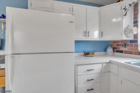 39 Post Brook Road West Milford NJ 07480