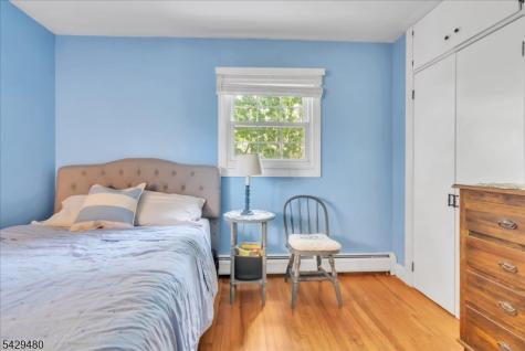 39 Post Brook Road West Milford NJ 07480