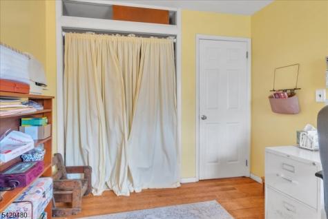 39 Post Brook Road West Milford NJ 07480