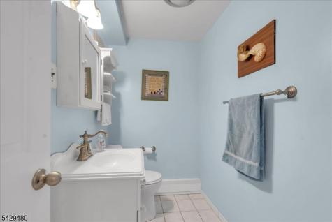39 Post Brook Road West Milford NJ 07480