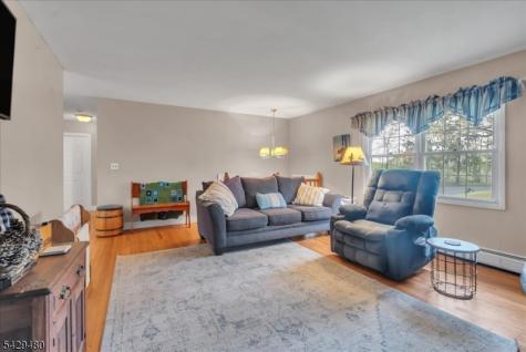 39 Post Brook Road West Milford NJ 07480