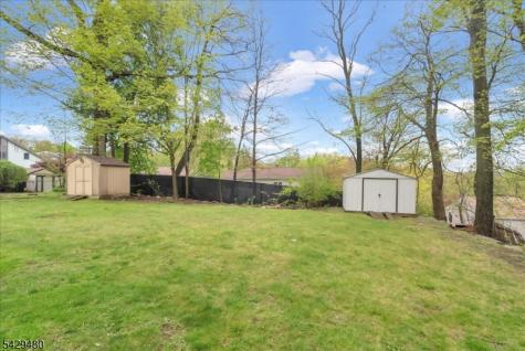 39 Post Brook Road West Milford NJ 07480
