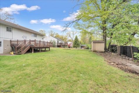 39 Post Brook Road West Milford NJ 07480