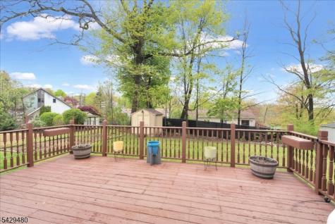 39 Post Brook Road West Milford NJ 07480