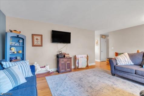 39 Post Brook Road West Milford NJ 07480
