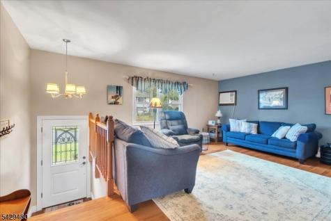 39 Post Brook Road West Milford NJ 07480
