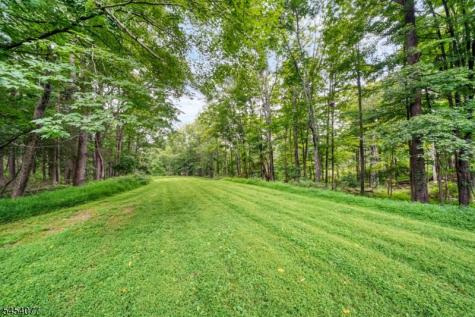 137 Lanning Road Frelinghuysen NJ 07825