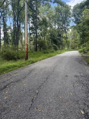 137 Lanning Road Frelinghuysen NJ 07825