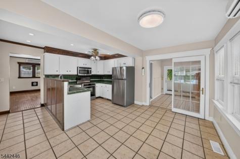 20 Kline Boulevard Readington NJ 08889