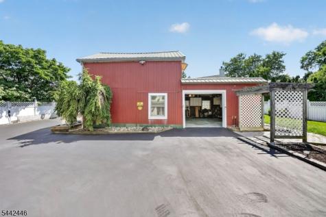 20 Kline Boulevard Readington NJ 08889
