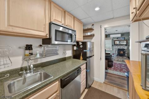 20 Kline Boulevard Readington NJ 08889