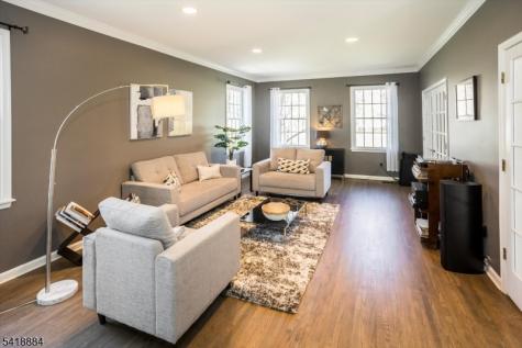 2 Fieldcrest Road Chester NJ 07930