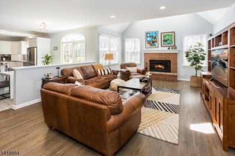 2 Fieldcrest Road Chester NJ 07930