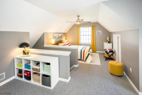 2 Fieldcrest Road Chester NJ 07930