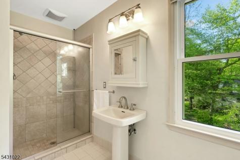 22 Sandalwood Drive Warren NJ 07059