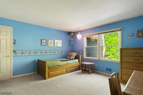 22 Sandalwood Drive Warren NJ 07059