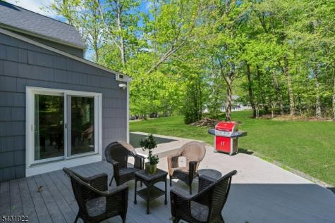 22 Sandalwood Drive Warren NJ 07059