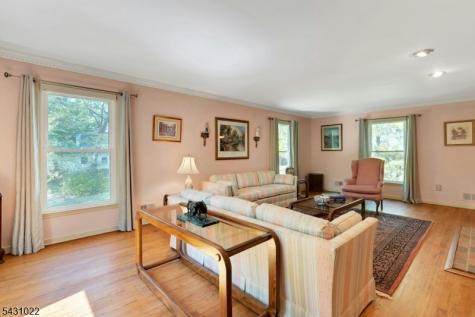22 Sandalwood Drive Warren NJ 07059