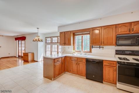 194 Plainfield Road Edison NJ 08820