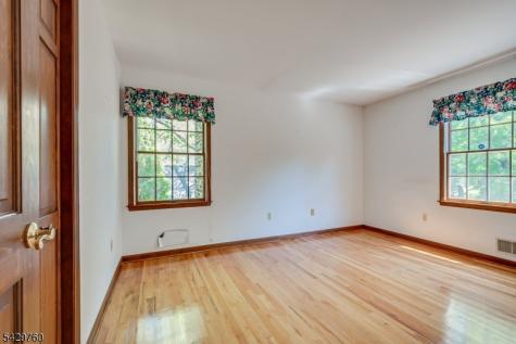 194 Plainfield Road Edison NJ 08820