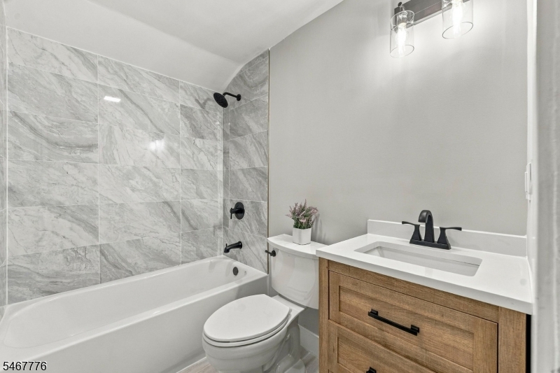 247 Cedar Avenue Hackensack NJ 07601