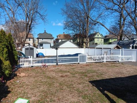 1028 W 5th Street Plainfield NJ 07063