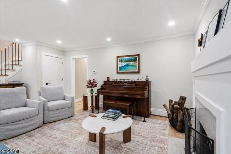 7 Shores Road Mendham NJ 07869