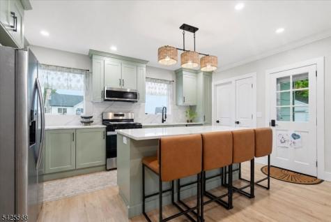 7 Shores Road Mendham NJ 07869