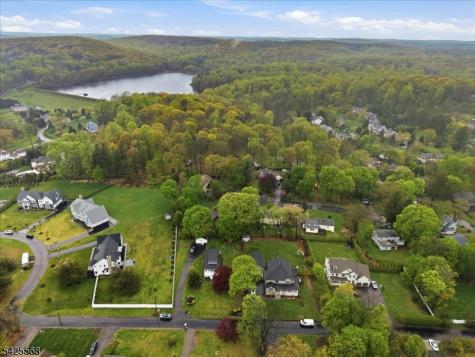 7 Shores Road Mendham NJ 07869