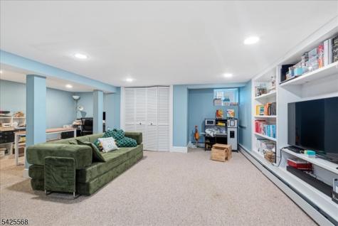 7 Shores Road Mendham NJ 07869